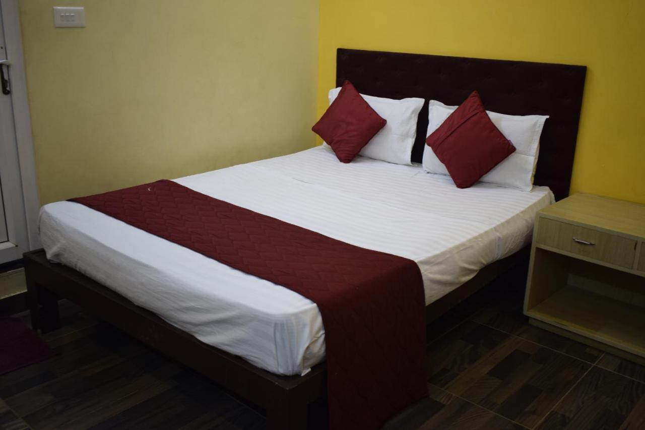Hotel Wind Chimes Kuilapalayam Zewnętrze zdjęcie