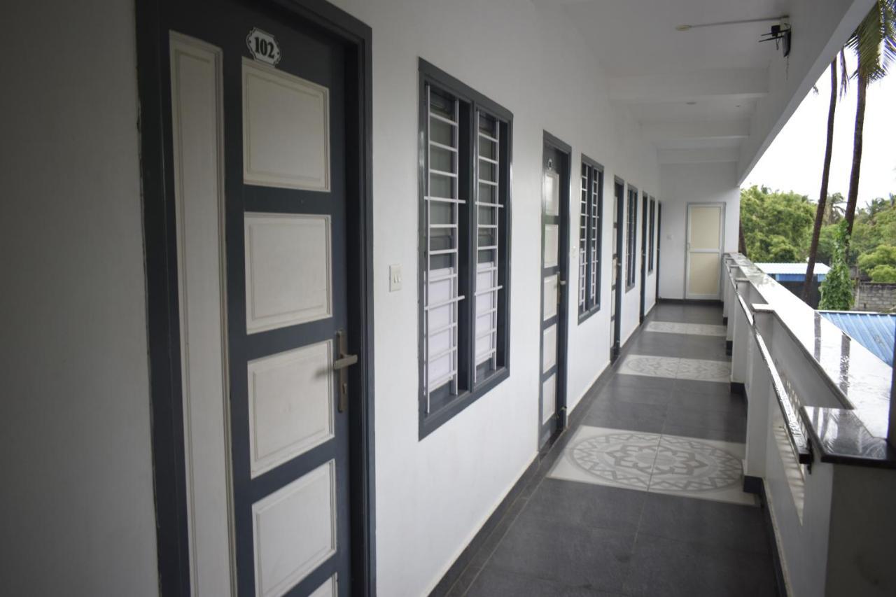 Hotel Wind Chimes Kuilapalayam Zewnętrze zdjęcie